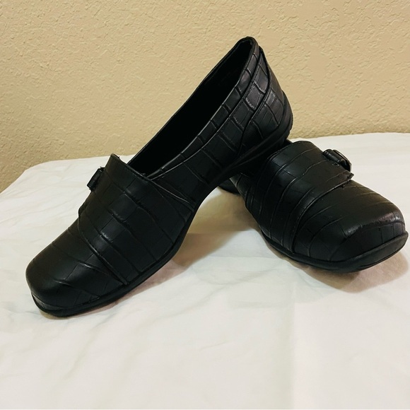 Easy Street Women’s loafers size 8M black - Picture 1 of 12